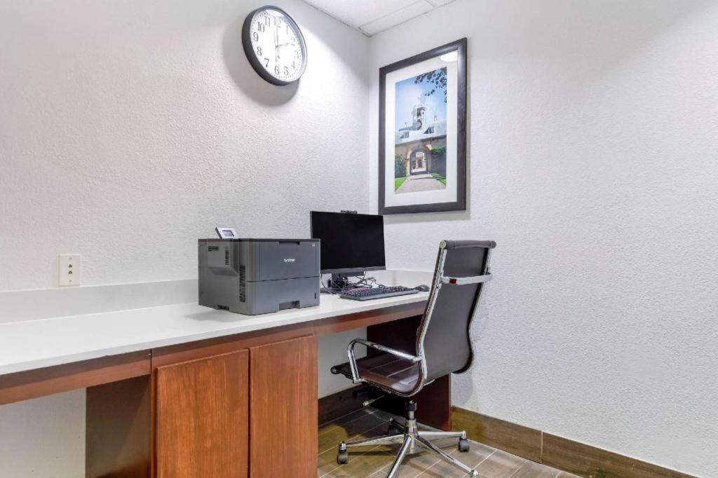 Copperas Cove Comfort Suites מראה חיצוני תמונה